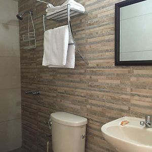 Habitación con 2 Camas Individuales